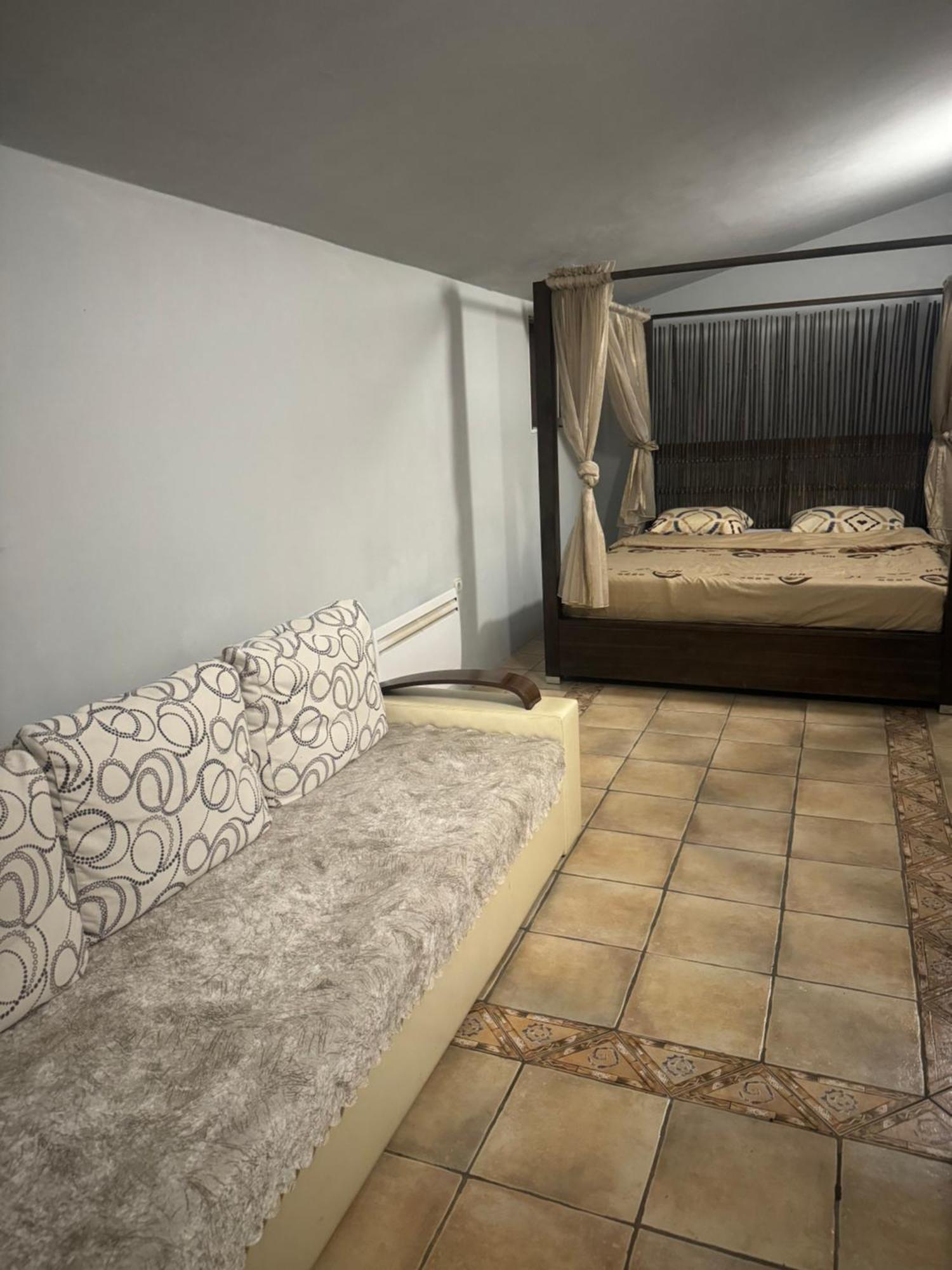 Lejla Apartment Podgorica Bagian luar foto